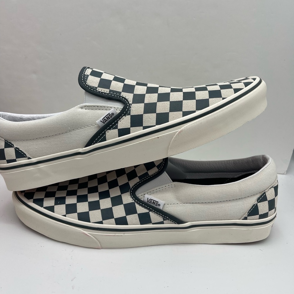 Vans Men's Classic Slip-On
Checkerboard Green/True White
VN000BVZBGN Sneakers - Picture 16 of 16